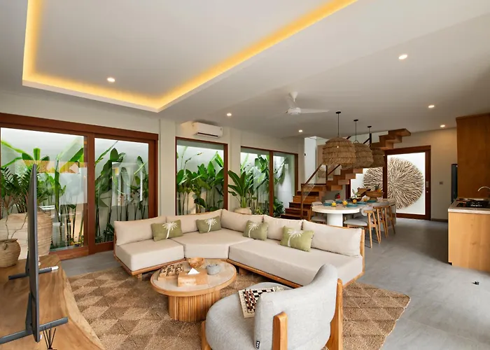 Levan * Seminyak